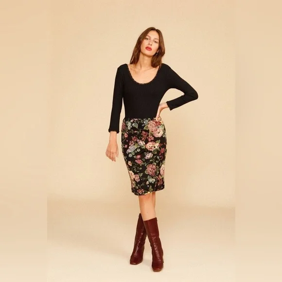 Rouje Paris 2 pc Set: Sade Wrap Top & Caro Skirt in Jardin D'Atomne Noir 34/US2 - Picture 4 of 16